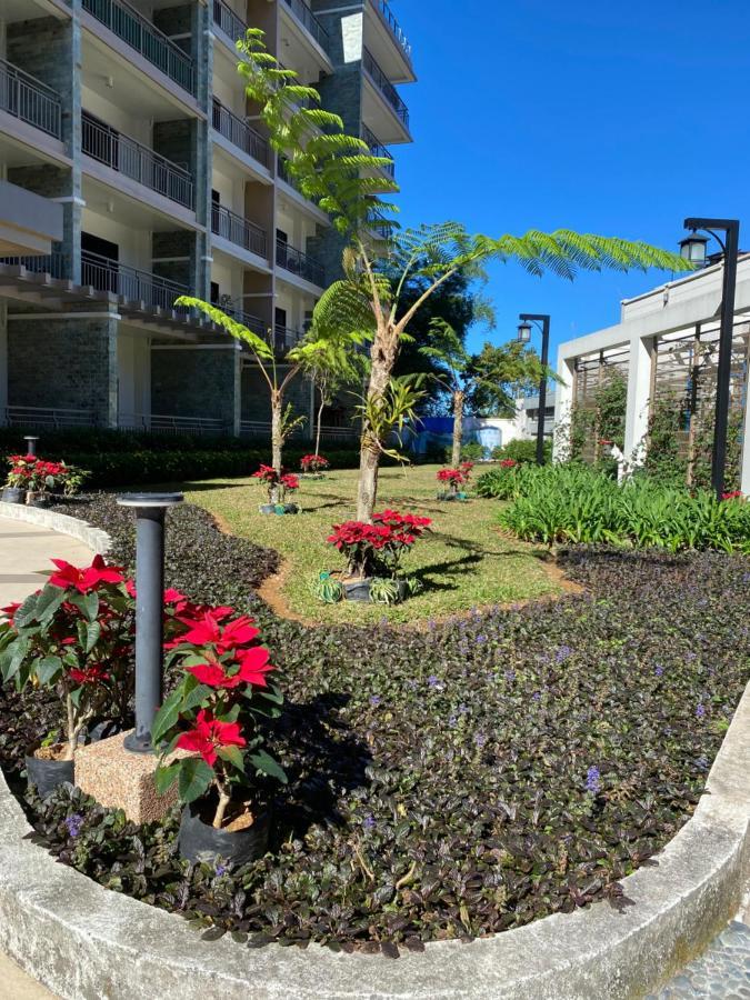Near Johnhay Minesview Fast Wi-Fi Netflix Balcony Lägenhet Baguio City Exteriör bild