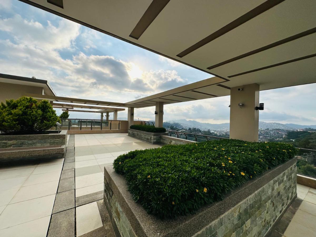 Near Johnhay Minesview Fast Wi-Fi Netflix Balcony Lägenhet Baguio City Exteriör bild