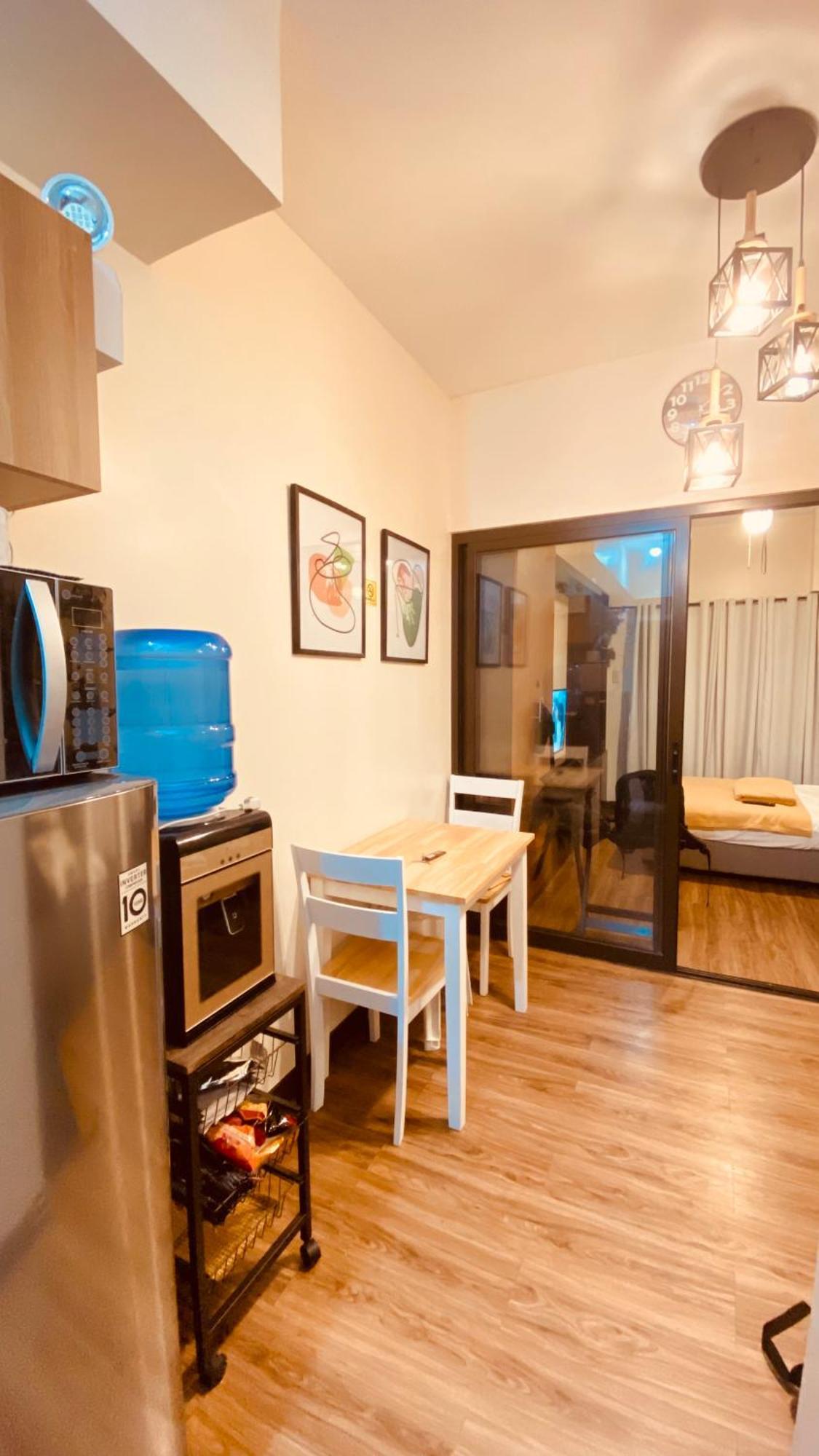 Near Johnhay Minesview Fast Wi-Fi Netflix Balcony Lägenhet Baguio City Exteriör bild